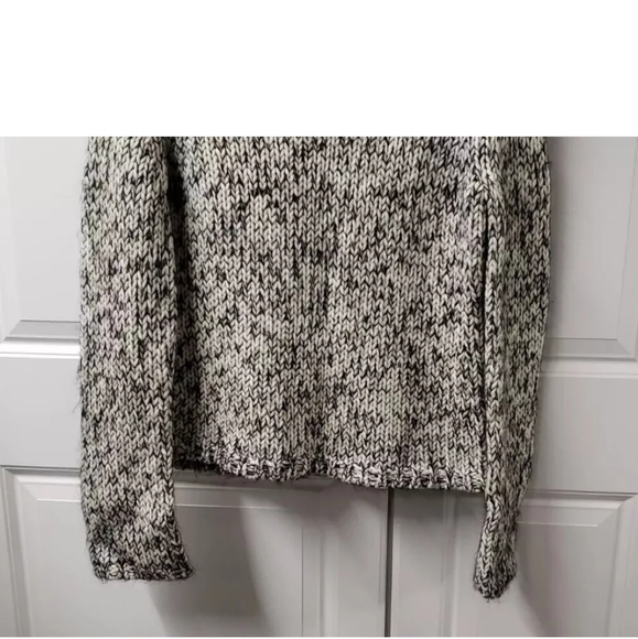 Express Women's Sweater Size: Large Wool Mohair Blend Mock - Picture 3 of 11